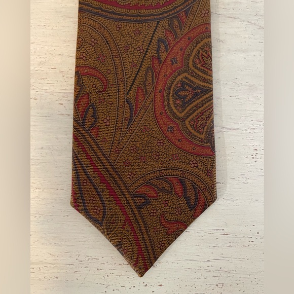 BROOKS BROTHERS MAKERS Hand Made in USA Vintage Paisley Silk Tie Burg (Multi) - Picture 3 of 7